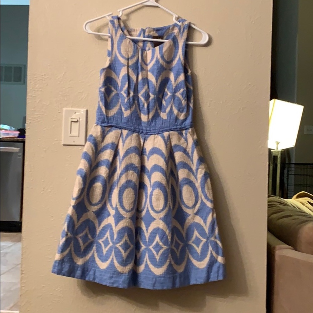 Taylor dress size 2